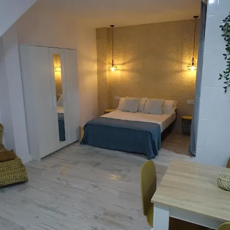 Casasjerezanas Loft Aitana *